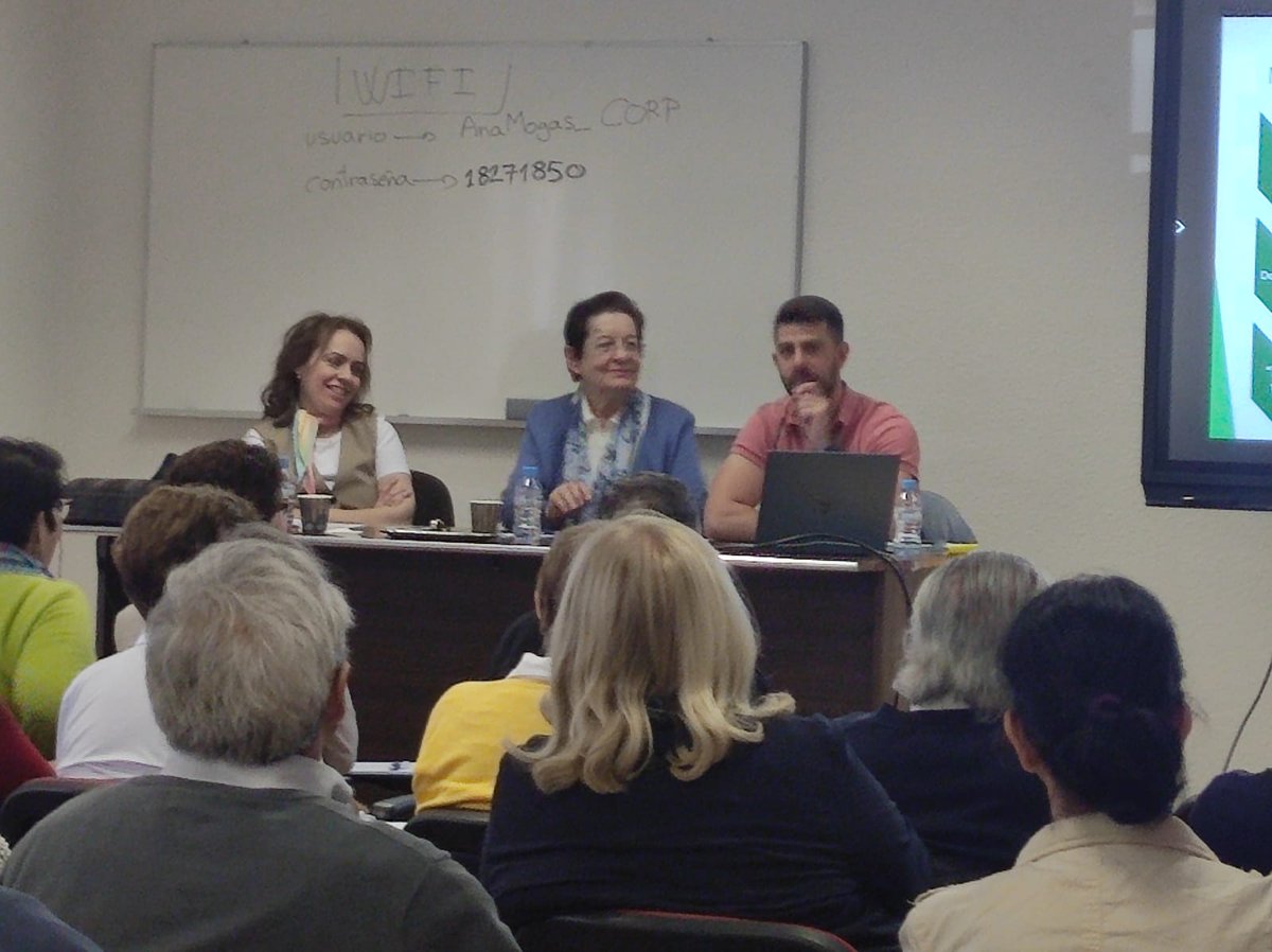 astasio_lara's tweet photo. Los días 19/20 hemos compartido a nivel nacional, las XXIV Jornadas Área Social P. Penitenciaria de la CEE. "Nuevos perfiles penitenciarios y programas de intervención" Seguimos Educando la Mirada, para descubrir nuevas necesidades... el delito no tiene la última palabra. https://t.co/u9IACFEO9Q