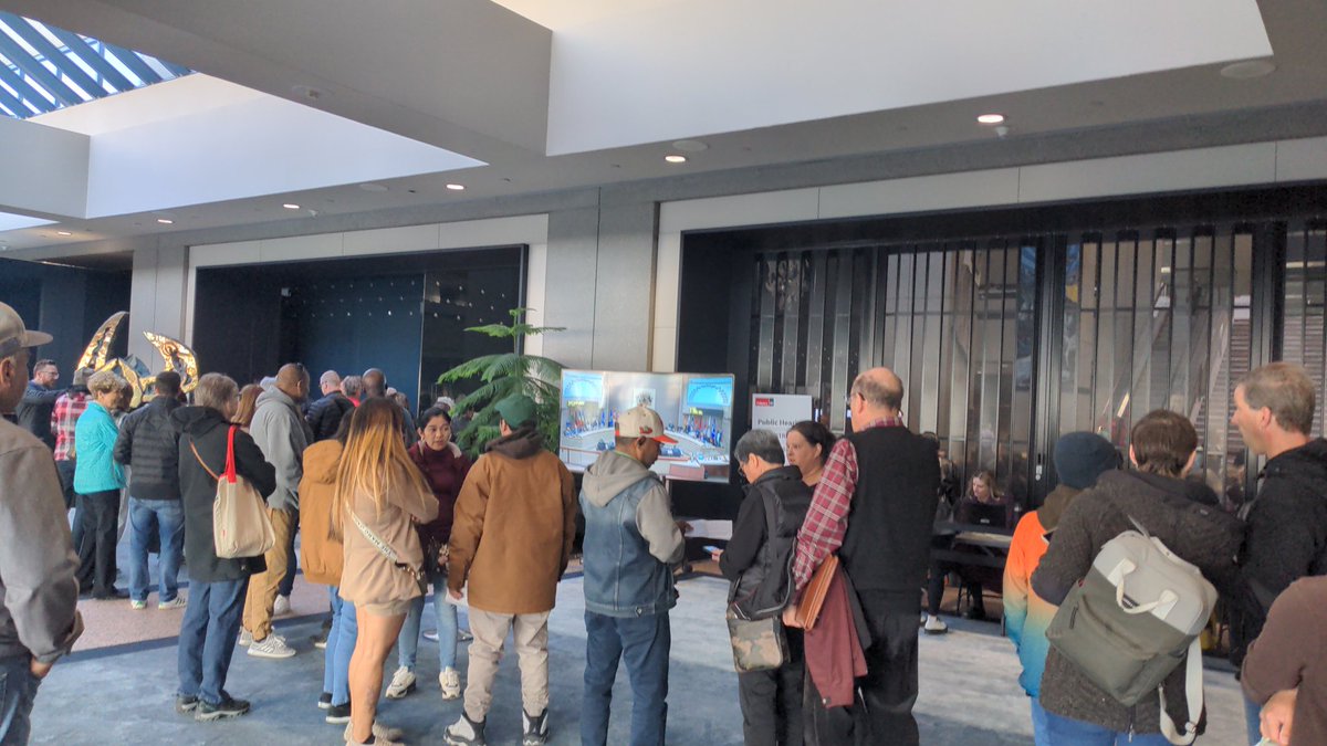 unscrewthenews's tweet photo. #cityhall
#Engaged
#PublicHearing
#Rezone
Great to see so many people getting activated!
So many new faces. https://t.co/i89k2RpJtz