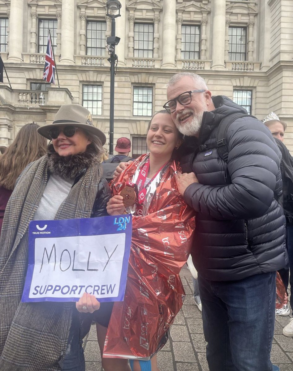 Well done to OB Molly Allchurch (2012-2014) who completed the London Marathon yesterday. Molly ran in memory of her Grandma, raising funds for The Eve Appeal. #BromsAlumni #OldBromsgrovians #BromsgrovianCommunity #OBNews