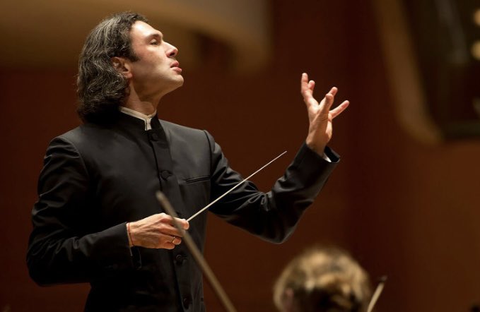 Ahead of our concert next weekend with the @LPOrchestra, Vladimir Jurowski tells us how excited he is to finally bring the finale to the @southbankcentre. lpc.org.uk/2024/04/07/fin… #Singing #Choir #London #ChoirLife #MoreThanJustSinging #Wagner #RingCycle