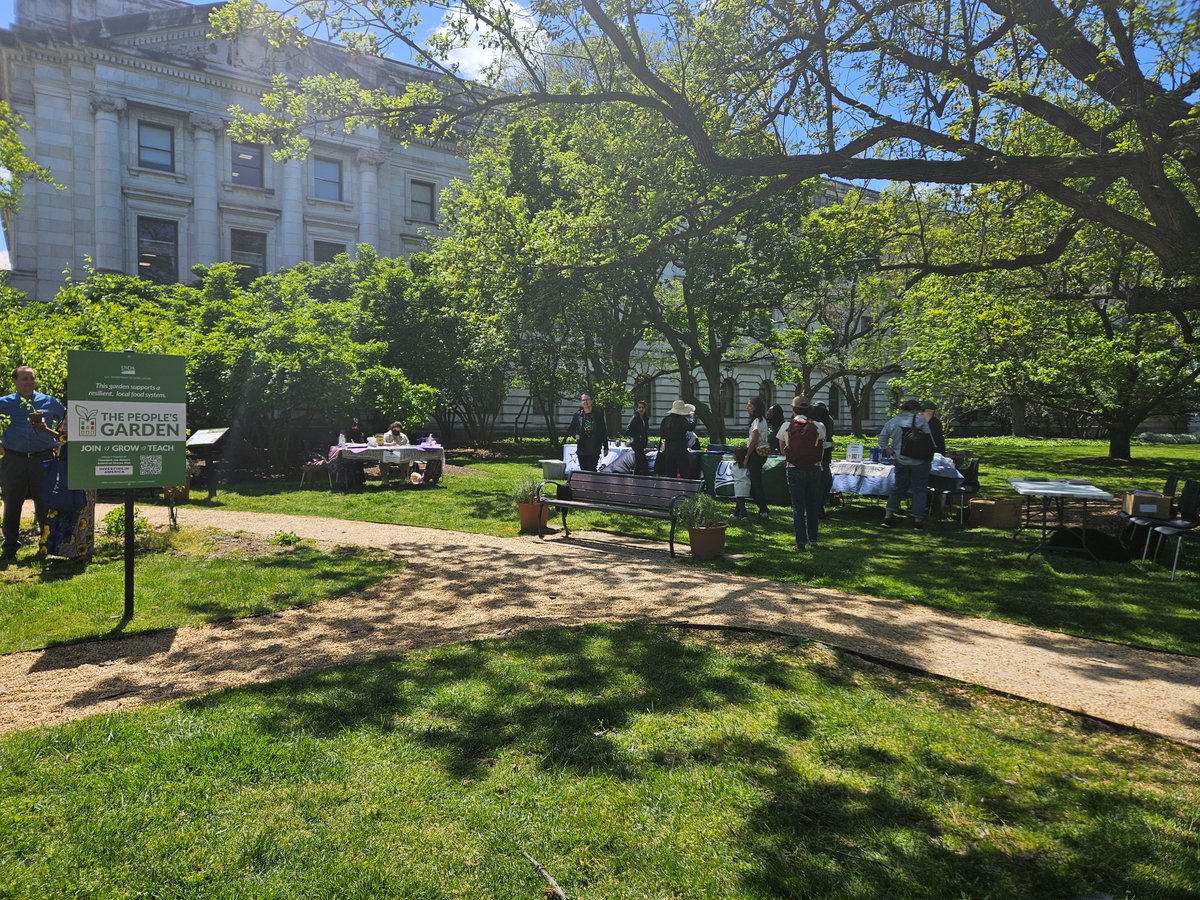 The Earth Day festivities continue at the USDA People's Garden!