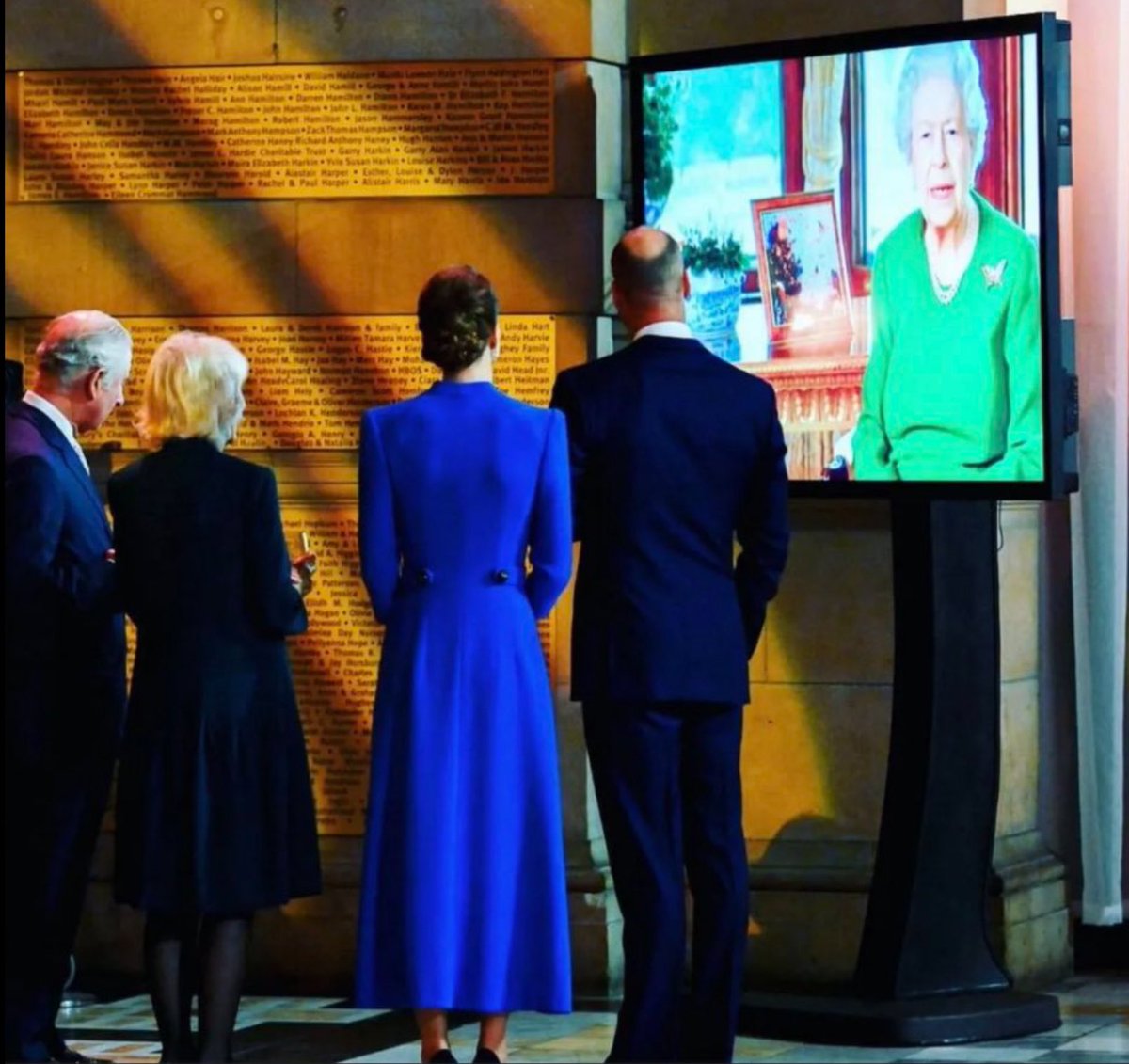 '𝗜 𝗰𝗼𝘂𝗹𝗱 𝗻𝗼𝘁 𝗯𝗲 𝗺𝗼𝗿𝗲 𝗽𝗿𝗼𝘂𝗱 𝗼𝗳 𝘁𝗵𝗲𝗺.'

Queen Elizabeth was unable to attend COP26 in Glasgow due to doctors orders. She delivered the keynote speech in which she praised her son Charles and grandson William for carrying on Prince Philip’s work 

'It is a