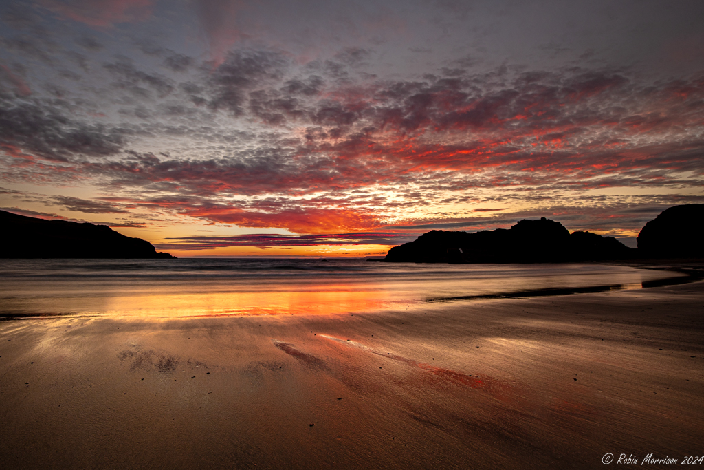 #fsprintmonday Beach sunset in South Devon last week. Such an amazing evening. The low tide was just perfect exposing the wet sand. @CanonUKandIE