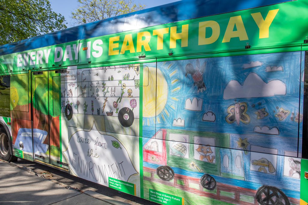 mtamaryland's tweet photo. We're excited to unveil our Earth Day Bus featuring original art by 6 young Maryland artists! Thank you @MDOTnews, @MDenvironment &amp; @ParksandPeople for making today’s event happen! Congrats to our winners for their contributions to promoting eco-friendly travel! #MTAEarthDayArt https://t.co/4yw5FwzlSp