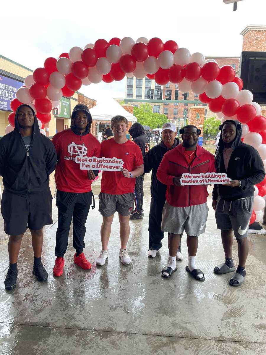 Some things are bigger than football! 
North Greenville Football thanks <a href="/American_Heart/">American Heart Association</a> for allowing us to participate in the Heart Walk! 🔴⚫️❤️

Special thanks to Senior LB James Wells for organizing the team! 

#RiseUp