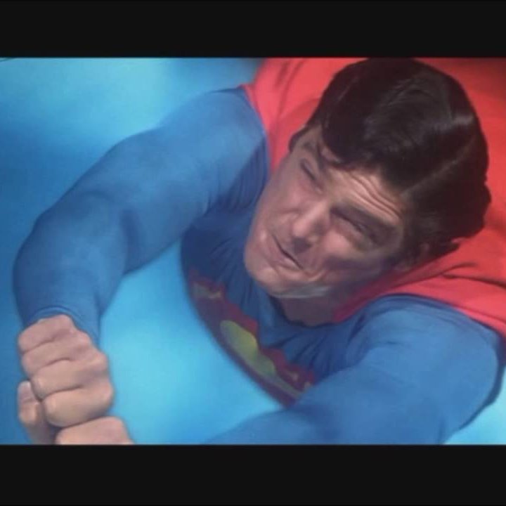 Same energy #Supergirl #SupermanTheMovie #MelissaBenoist #ChristopherReeve
