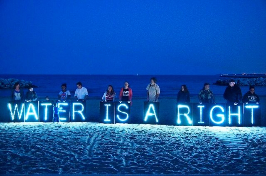 Three-quarters of the Earth's surface is covered in water! The ocean holds about 96% of all Earth's water, with the rest in the air as water vapor, frozen in icecaps, flowing in rivers, and underground in aquifers.  #WetTribe #TidetotheOcean #OceanPlanet #EarthDay #WaterIsLife