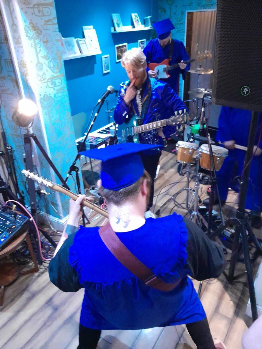 Funpark Fugitives tweet media