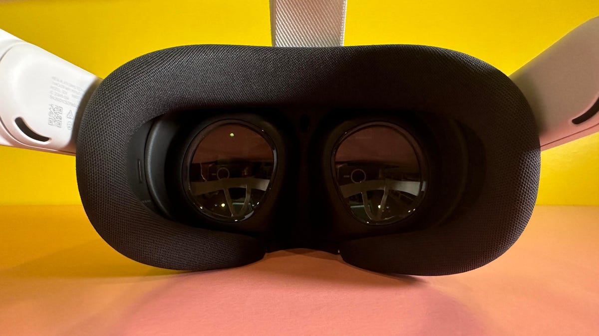 Meta Opens Up its VR OS to Third Party Headsets - CNET dlvr.it/T5sDyy