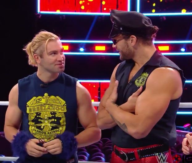 moxdust's tweet photo. #BREEZANGO; them https://t.co/jNLSKjVhNC