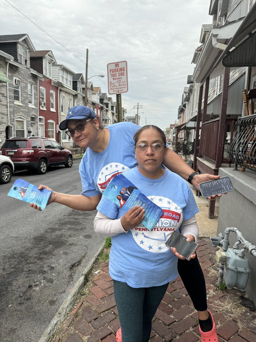 ✅Across the commonwealth, our
hardworking canvassers are engaging in thoughtful conversations with community members to get out for the vote for our endorsed candidates ⭐️🗳️#PrimaryElections #PAPrimaries #PAvotes #votevotevote