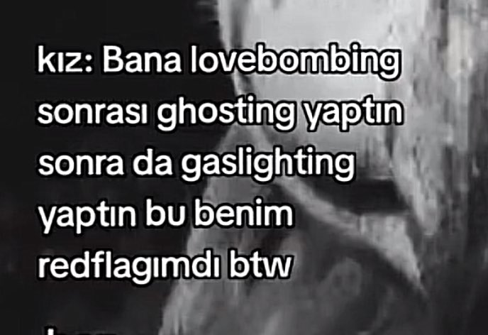 baevinia's tweet photo. @yangosum tiviti okurken verdiği o his https://t.co/UESIKQpLJo