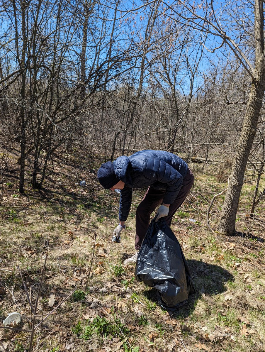 PeaceWorks_Tech's tweet image. Happy Earth Day! Thank you to our staff for making the earth a little cleaner today! #EarthDay2024