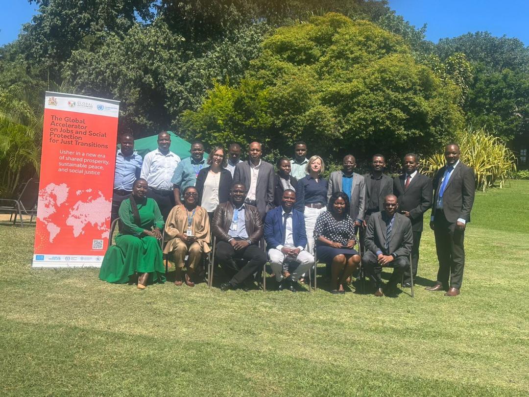 United for progress! 🤝 @MalawiGovt & @UNMalawi collaborated to refine the National Roadmap for Jobs & Social Protection. Together, we are paving the way for equitable transitions to accelerate the #SDGs. #Collaboration