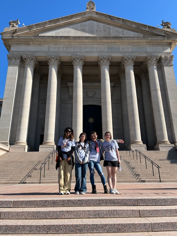 Hunger Free Oklahoma’s Youth Action Council is participating in Anti-Hunger Day at the Capitol! We are so proud of these amazing young people for advocating for hunger issues in Oklahoma! #EndHungerInOK