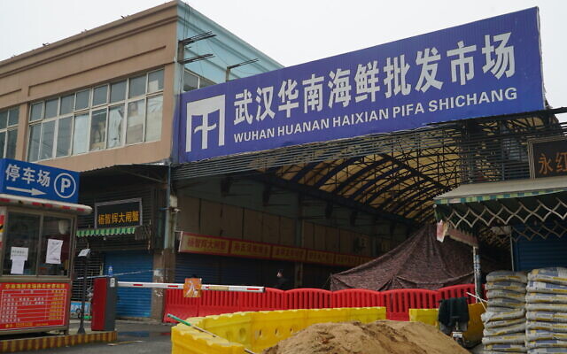 4/It starts at the Huanan Seafood Market in Wuhan, where many of the first COVID-19 cases were traced to. We already know when China CDC researchers arrived at the scene to collect samples, the market was being hosed down with disinfectant, destroying critical evidence.