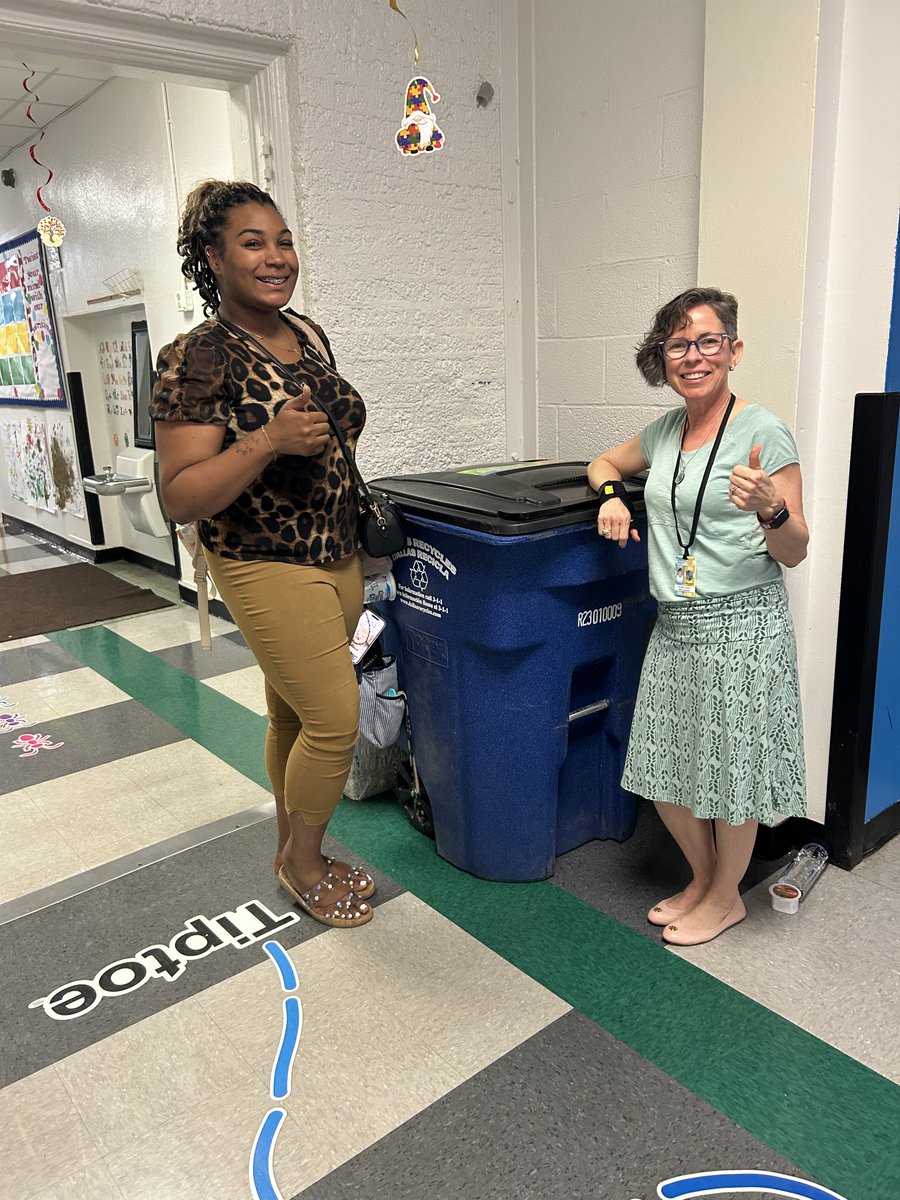 At N.W. Harllee Early Childhood Center @HARLLEEDISD team members and students are doing their part to recycle. This kind of action is encouraged today on #EarthDay2024, which celebrates the planet and ways of protecting health and the environment.➡️bit.ly/3JuOJUB