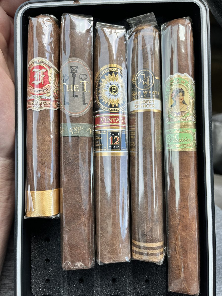 #nowsmoking #cigars #nextup the rest of todays lineup…hopefully I can pull it off ;)