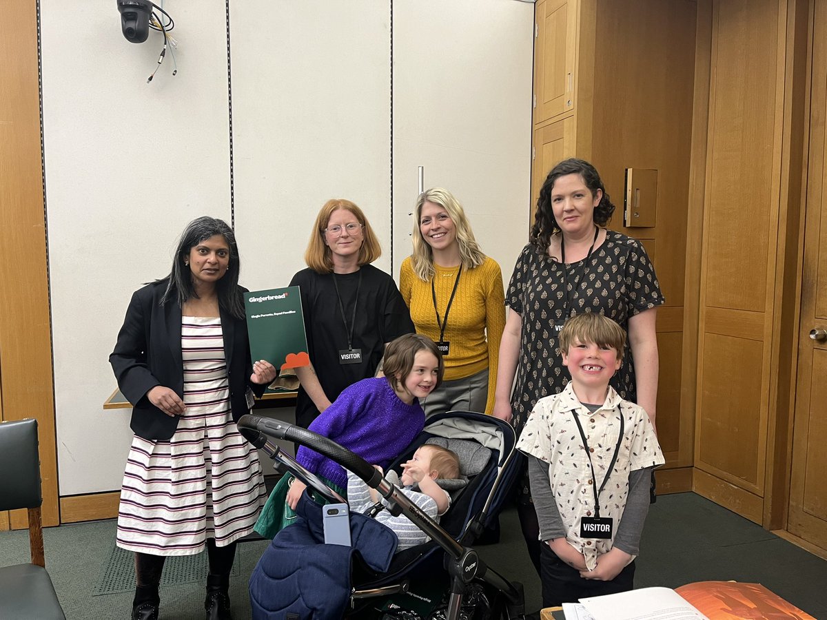 Great work @Gingerbread launching manifesto “Single Parents, Equal Families” at the APPG for Single Parent Families today. Lovely to see kids in the building for the occasion from all across the UK