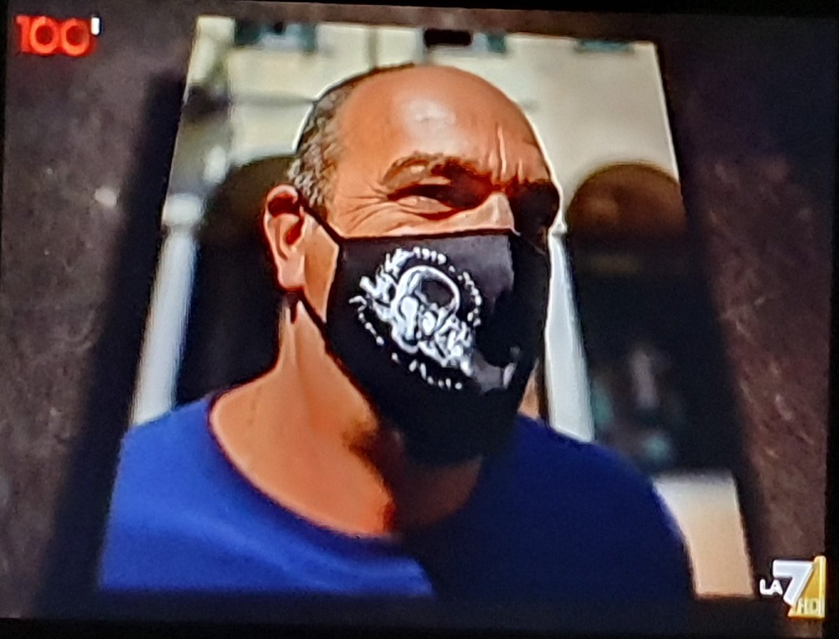 chiarabetta79's tweet image. #100minuti #la7tv  senza parole...solo schifo rabbia e vomito
#lagonero