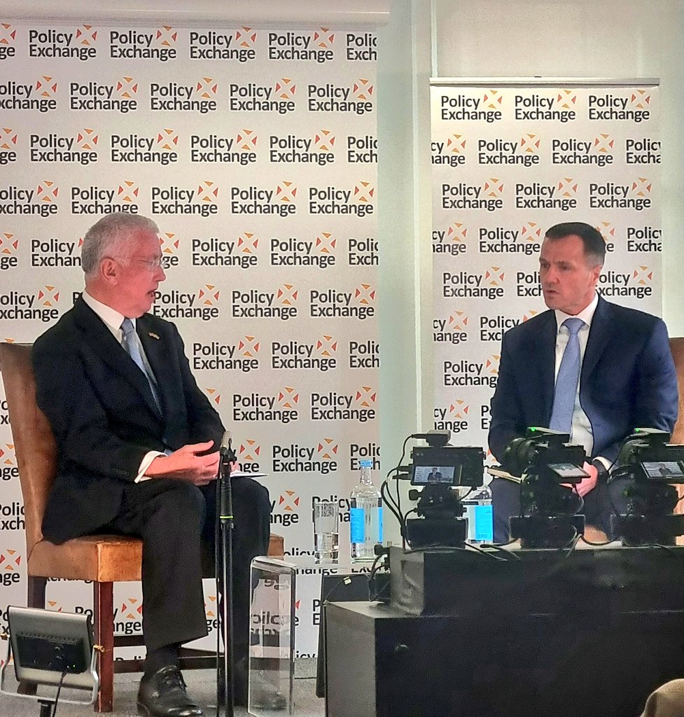 Highly informative & timely event today at @Policy_Exchange, w/ Sir Michael Fallon & the excellent @SpencerGuard - Prof Spencer took great care to highlight how the laws of armed conflict are being adhered to during Israel's legitmate war against Hamas, despite the int. narrative