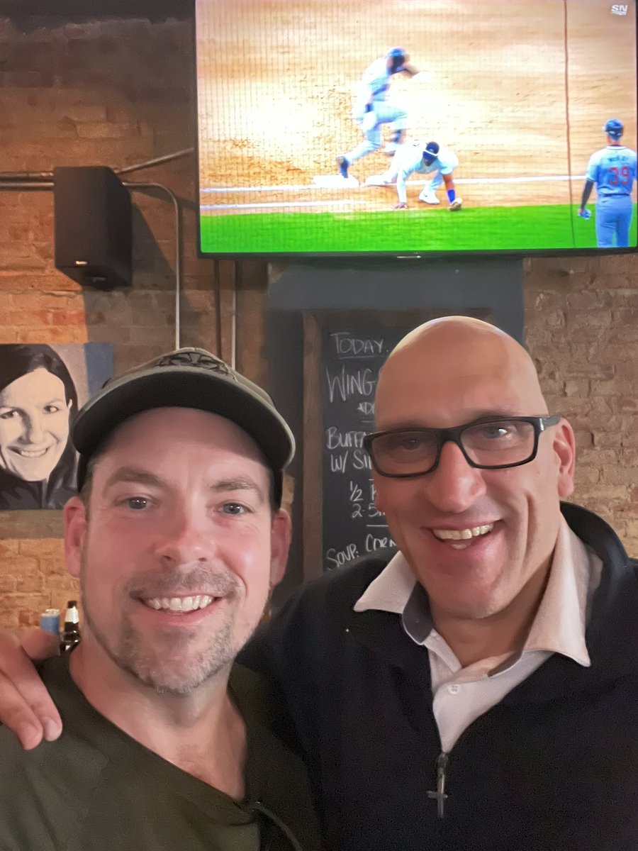 Great to connect with @BrockMensHockey legend Ryan Savoia. Ryan had a tremendous pro hockey career including the @penguins @kyledubas