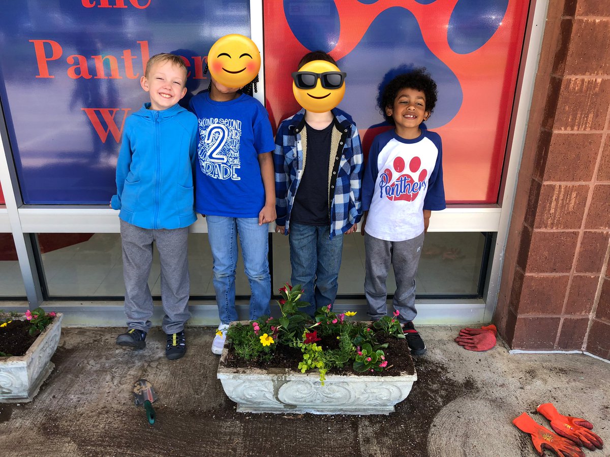 Ms. U's Cool Cats tweet media