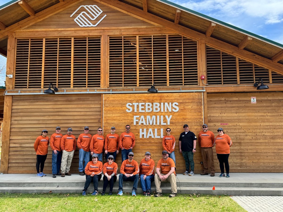 Today is #EarthDay, and there’s nothing else like stepping outside with a group of friends and spending time making your community just a little bit cleaner! Kudos to the volunteers who helped @BGCofManchester clean up Camp Foster to get it ready for the upcoming season.