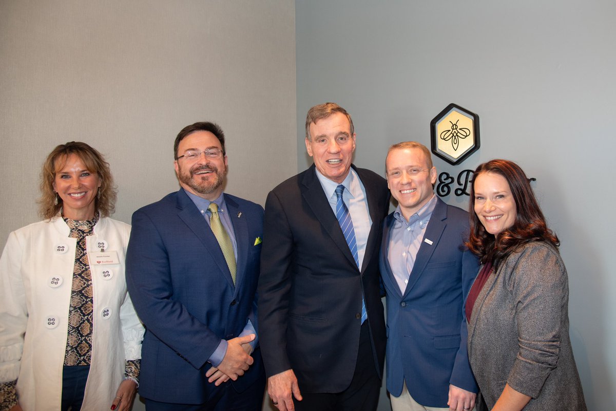 It was a pleasure to be in Radford to meet with @radfordu President Danilowicz & speak about economic development opportunities across the region. It was great to hear ideas and questions about everything from college affordability to our commitments to partners abroad.