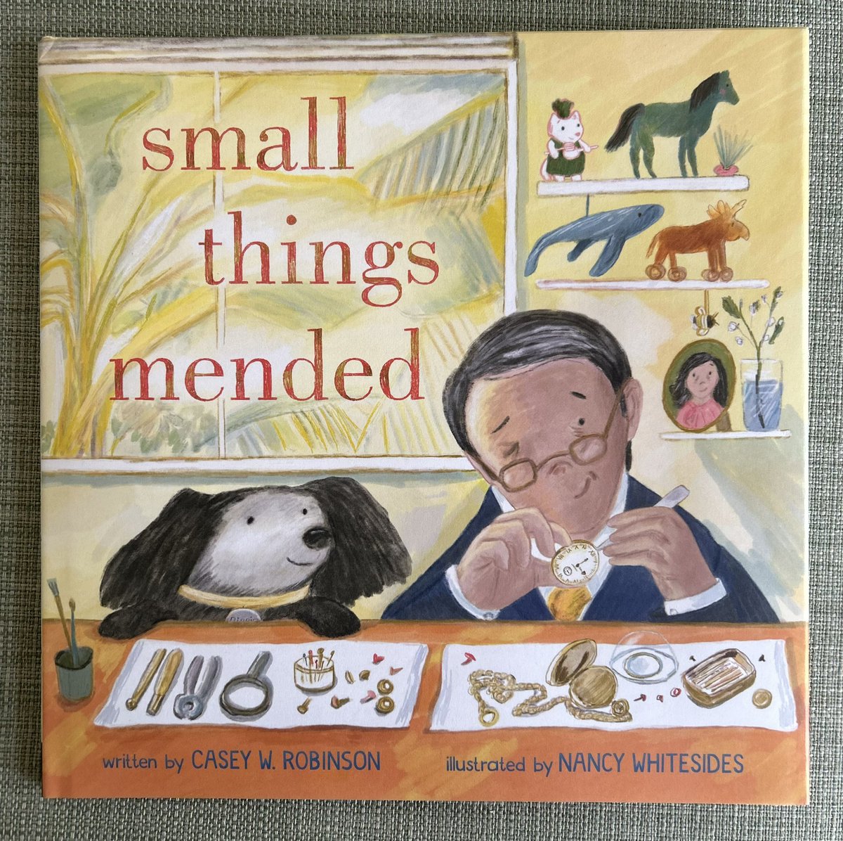 Sometimes things break, and even small things deserve a second chance. Casey W. Robinson's SMALL THINGS MENDED is a heartfelt #picturebook of kindness, community, and taking the time to make the fixes, large and small. @nancillustrator #rockypondbooks #pb #readingfortreasure