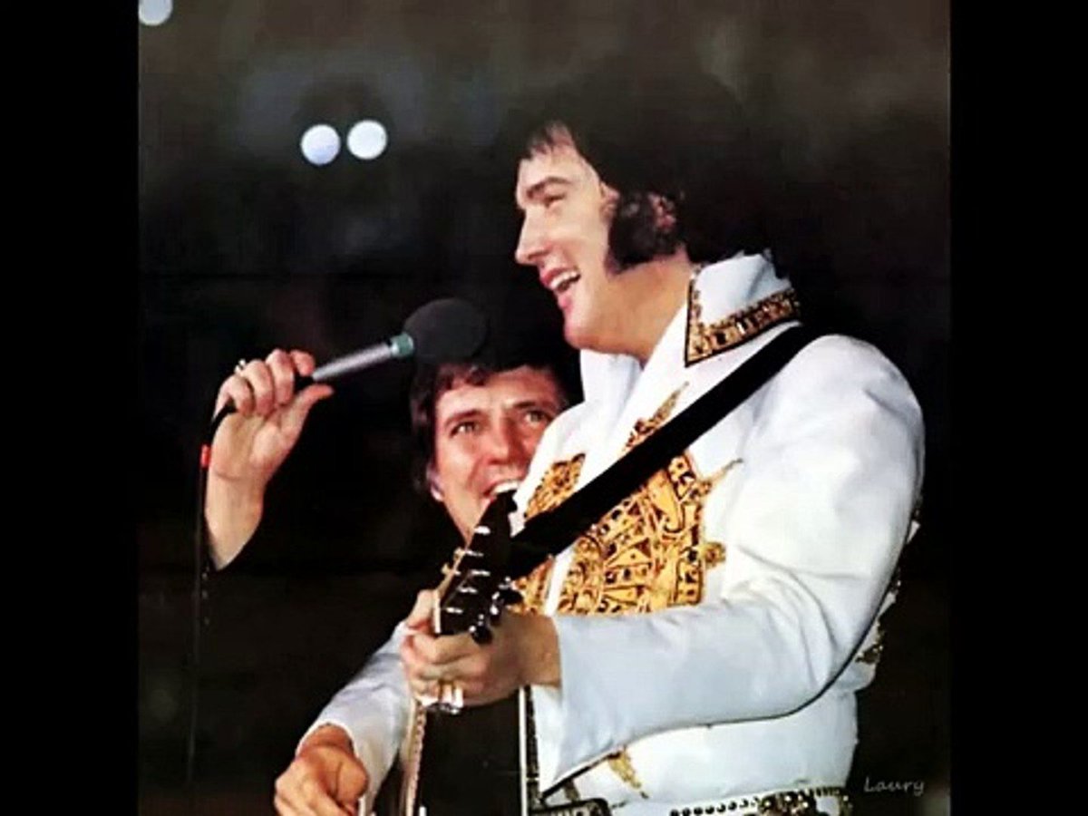 Today in 1977, #Elvis performed at the Olympia Stadium, #Detroit, #Michigan 

More on this day at buff.ly/3ODfMA5⚡️ 

#elvispresley #graceland #elvisforever #elvispresleyfans #presley #elvisfans #elvisfan #rocknroll #memphis #tcb #theking #music #elvishistory