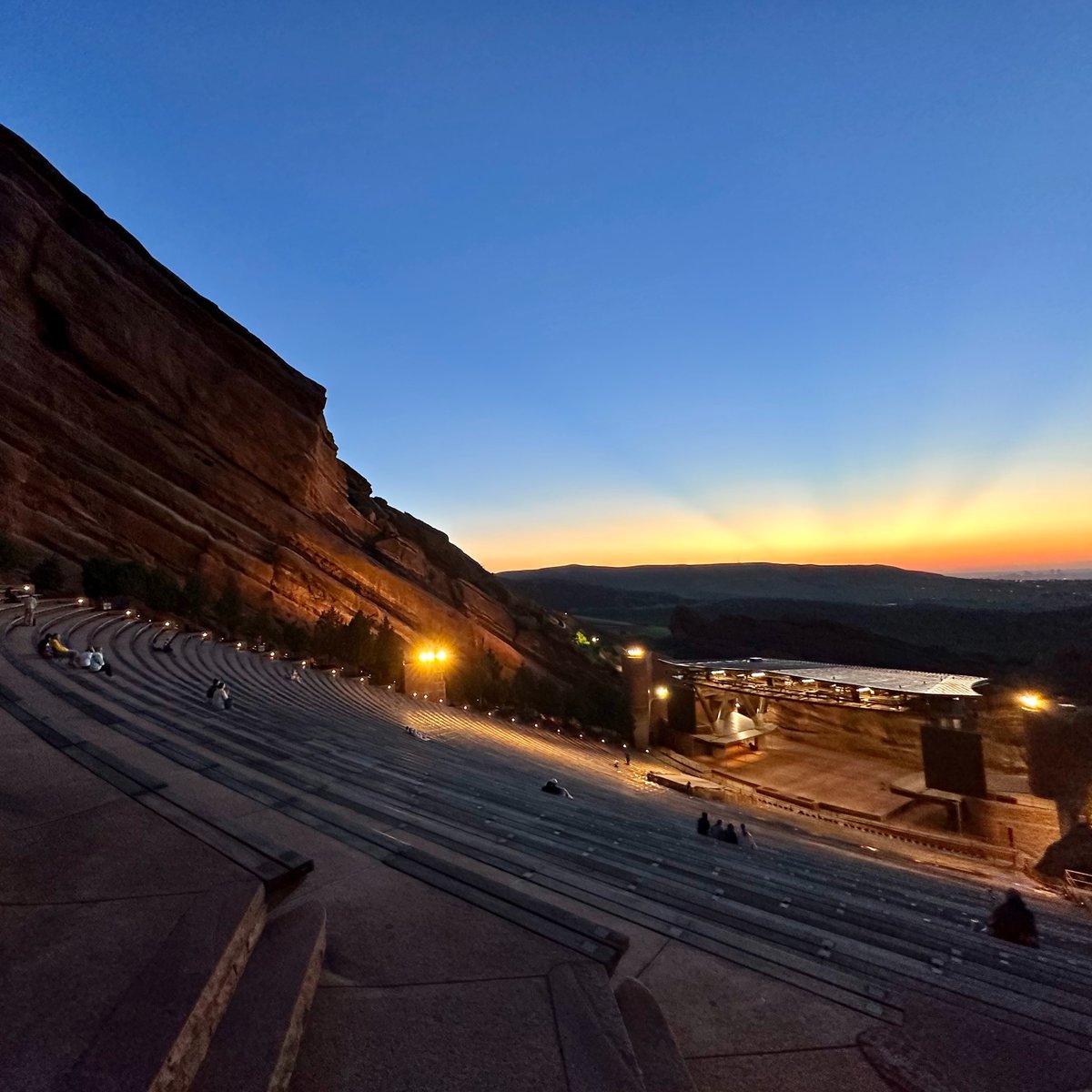 “We are on Earth to take care of life. We are on Earth to take care of each other.” — Xiye Bastida 🌱 Thank you to our fans for taking care of #RedRocksCO whether on a hike enjoying the trails or singing your heart out at a show. Happy #EarthDay 🌎