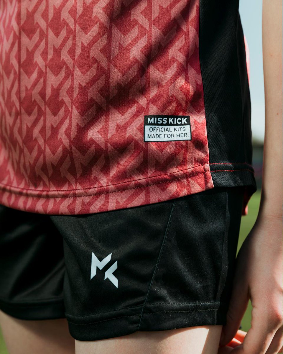 We were delighted to create West Lancashire Girls football kit for their U12's and U14's teams.⁠ ⁠ For more information about how we can create your team a new kit, head to misskickteamwear.my.canva.site/miss-kick-team…