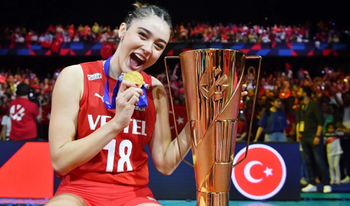 ➖ Vakıfbank Spor Kulübü ve A Milli Voleybol Takımı oyuncusu Zehra Güneş'in, önümüzdeki sezon Fenerbahçe Opet forması giyeceği iddia edildi.