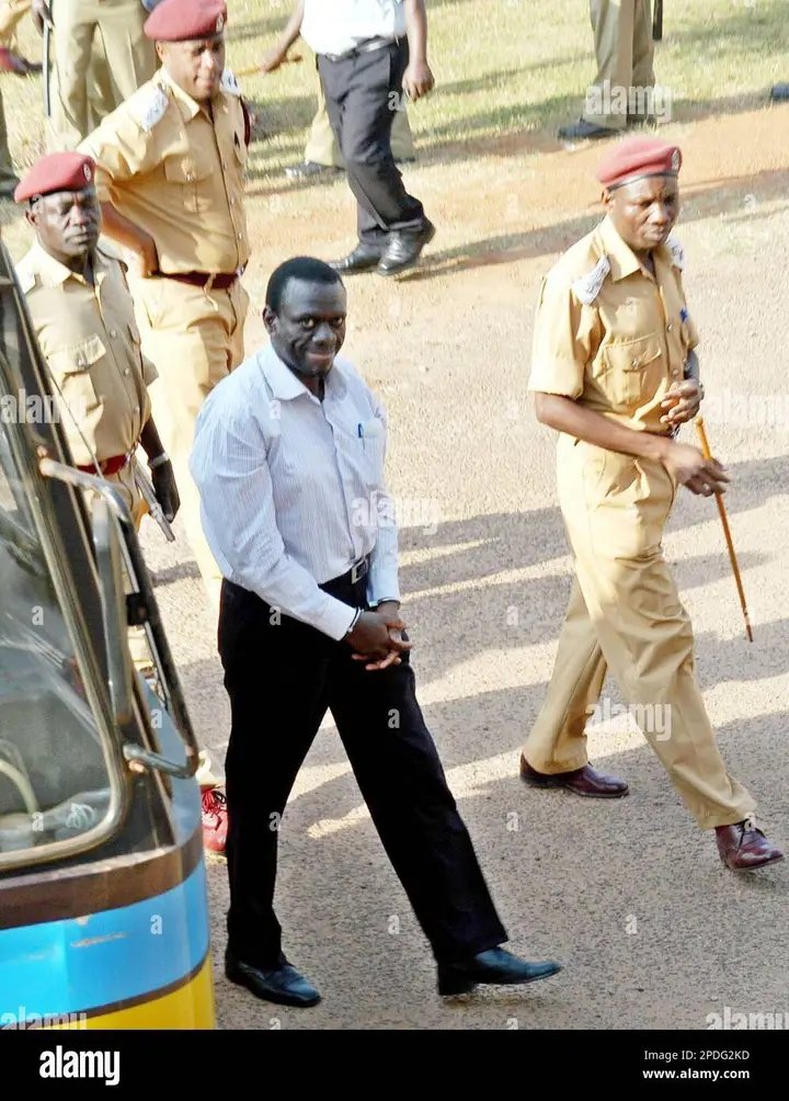 Indeed Ugandans have shown love to the father of struggle @kizzabesigye1. Long live my political Father, mentor, role model,.... May your New age bring a blessing to Uganda for everyone to get whatever he/she is praying for. Happy birthday #Sir