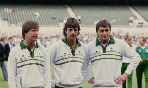 Ronnie Whelan, Mark Lawrenson & Michael Robinson Terry Conroy doling out some tips to John Devine to the right