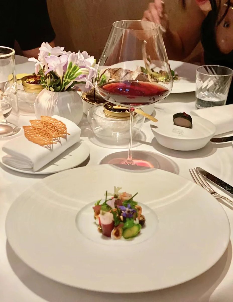filbertotr's tweet photo. Time  filling with love and laughter🍷🍽😍 https://t.co/RiJKSs5czw