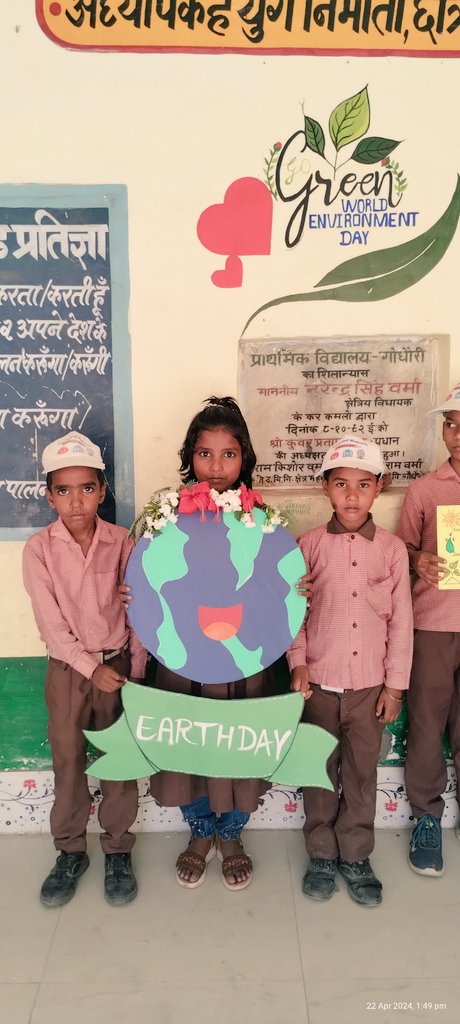 GodhauriP's tweet photo. Earth day celebration 
@CEEahmedabad 
@GenCant 
@IUCN_forests 
@GretaThunberg 
@UNinIndia 
@basicshiksha_up 
@DmSitapur 
@BsaSitapur 
@DEFCCOfficial 
@ajayvikramsing1 
@Ayush_journo 
@beo_bhaluani 
@CEEahmedabad 
@jawasthis 
@kr_suraj_BEO 
@narendramodi 
@durgeshjagran https://t.co/A4EvC25VqH
