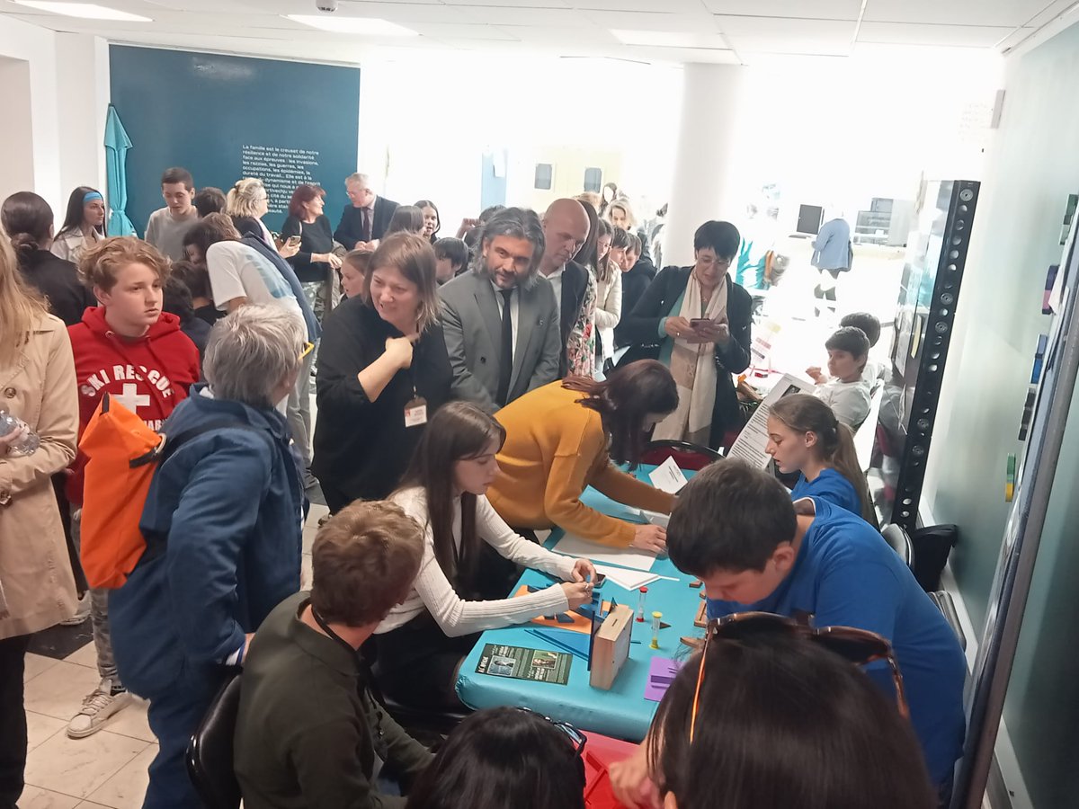 🔢 Ouverture ce jour du "Forum des Mathématiques" ! En présence du recteur de l'<a href="/accorse/">Académie de Corse</a>, du président de l'<a href="/UnivCorse/">Università di Corsica</a> et de <a href="/VillaniCedric/">Cédric Villani</a>. Cet événement s'adresse aux élèves de Cm2 à la terminale des communes du Grand Sud. 1️⃣1️⃣0️⃣8️⃣ élèves seront accueillis pendant ces 2 jours.