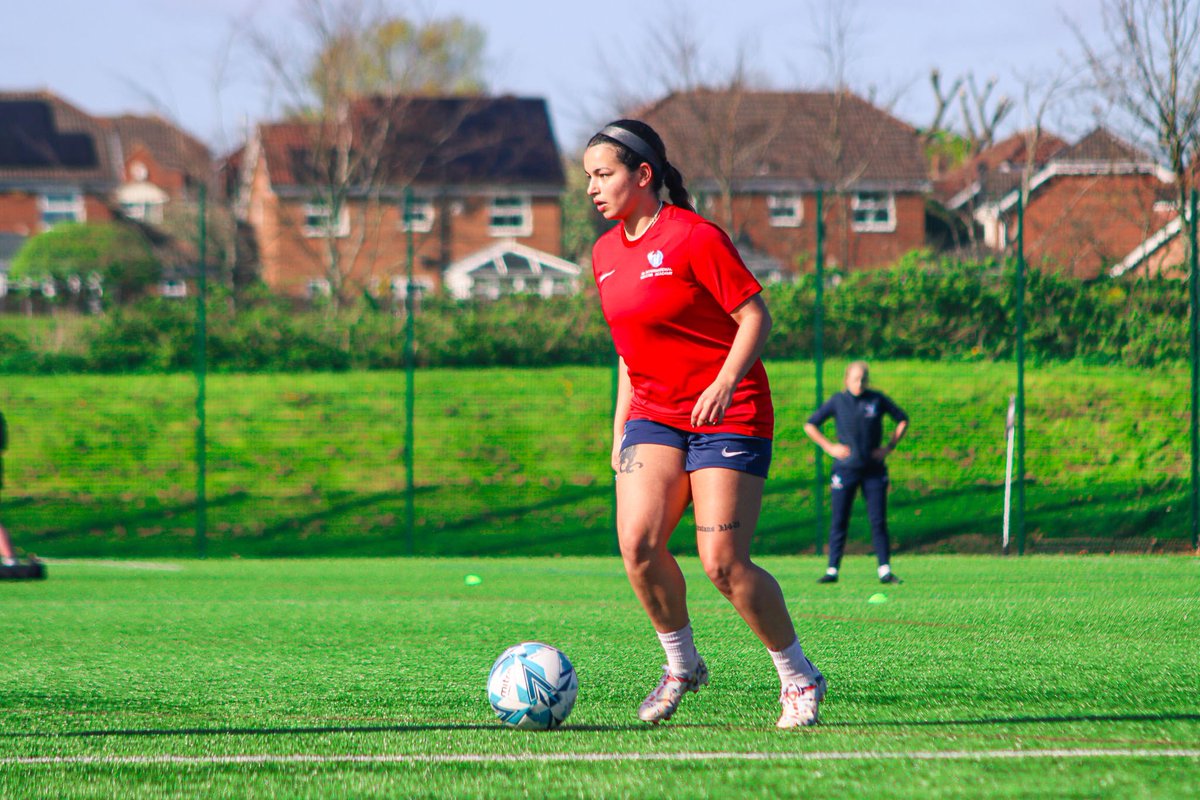 𝐓𝐈𝐌𝐄 𝐓𝐎 𝐒𝐖𝐈𝐓𝐂𝐇 𝐁𝐀𝐂𝐊 🔛

Our girls are back working hard on the training pitch day in day out ahead of a 𝒉𝒖𝒈𝒆 week this week 😤

The 🏆 charge continues 😈

#OneBigFamily