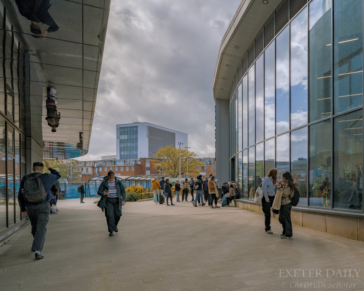 A photo of Exeter every day (No 1514) 22/04/2024
#ExeterDaily #Exeter

linktr.ee/exeterdaily

#documentaryphotography #streetphotography #travel #street #urban #travelphotography