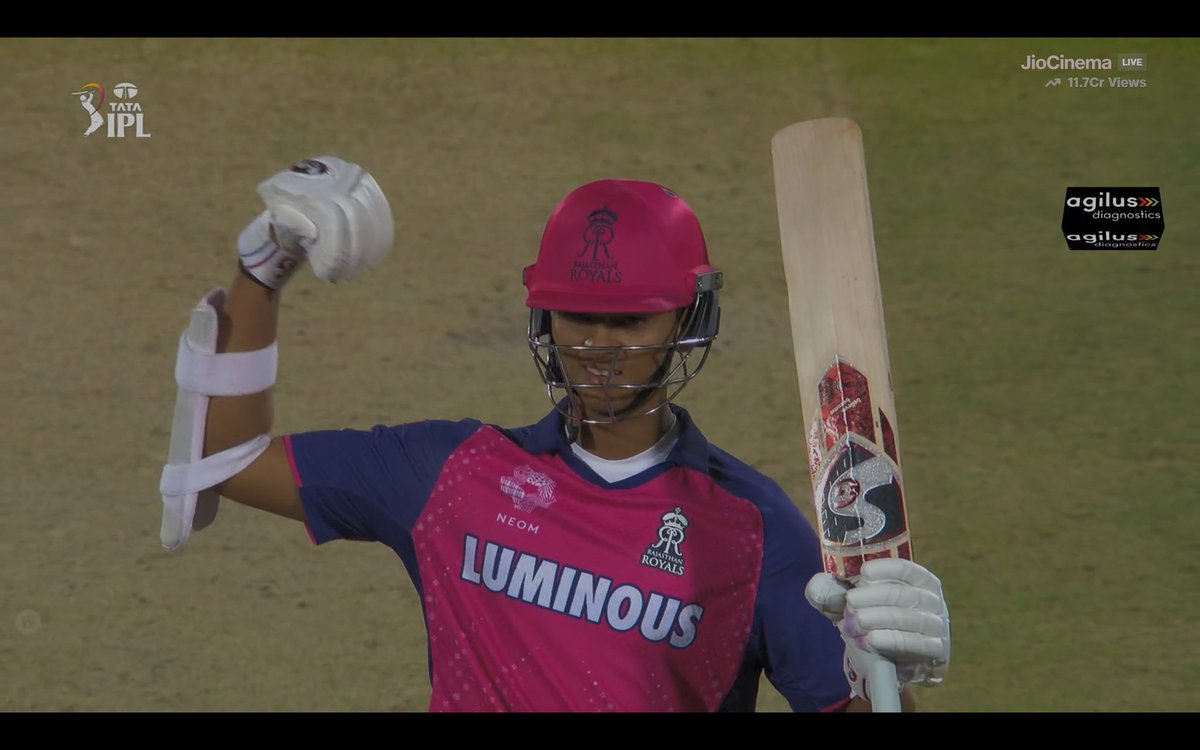 HUNDRED FOR YASHASVI JAISWAL...!!! - Hundred from 59 balls, dominated the run-chase against 5 time Champions while chasing 180 runs, The main man in opening is back of India. 💪⭐
