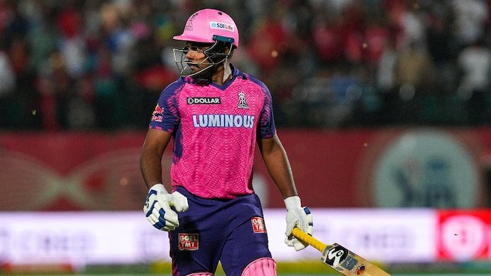 I love the way Sanju Samson made sure that Jaiswal gets his century comfortably. Samson, didn't try to go for boundaries and sixes so that Jaiswal gets to his 100 and get his form back.
Sanju knows the importance of this knock, this knock should give Jaiswal his spot in T20I WC❤️