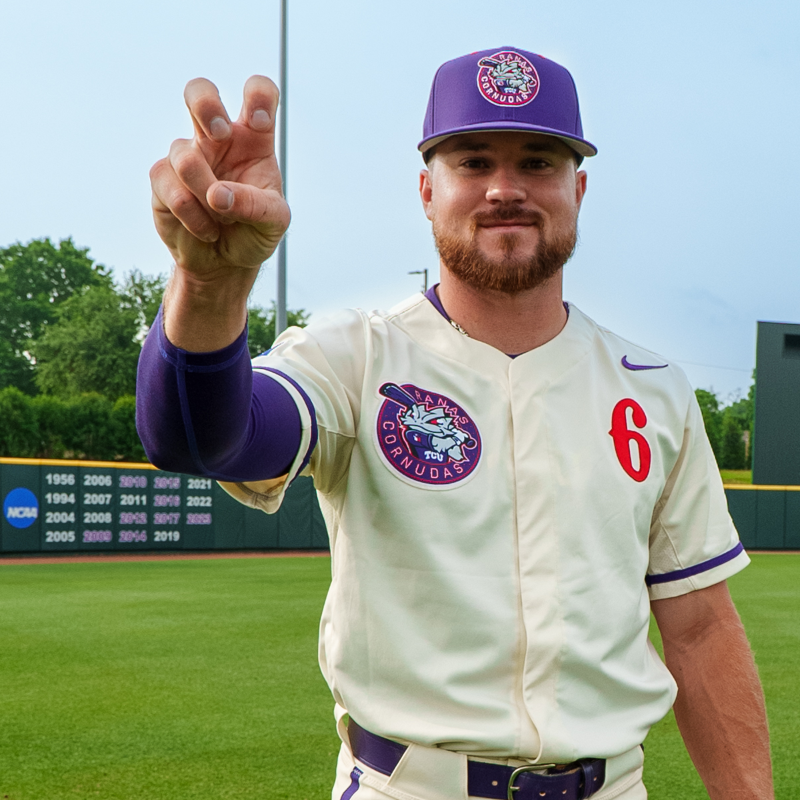 TCU_Baseball's tweet photo. 𝗥𝗮𝗻𝗮𝘀 𝗖𝗼𝗿𝗻𝘂𝗱𝗮𝘀 𝘂𝗻𝗶𝗳𝗼𝗿𝗺 𝗱𝗲𝗯𝘂𝘁𝘀 𝗔𝗽𝗿𝗶𝗹 𝟮𝟴

#FrogballUSA | #GoFrogs