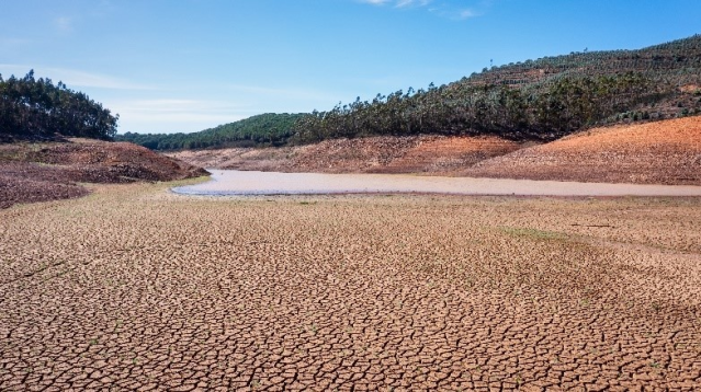 The linkage between #climatecrisis and water insecurity facing billions of people worldwide makes the voluntary carbon market (#VCM) a potential solution for funding #sustainable drinking water systems. deloi.tt/3UwKuyk