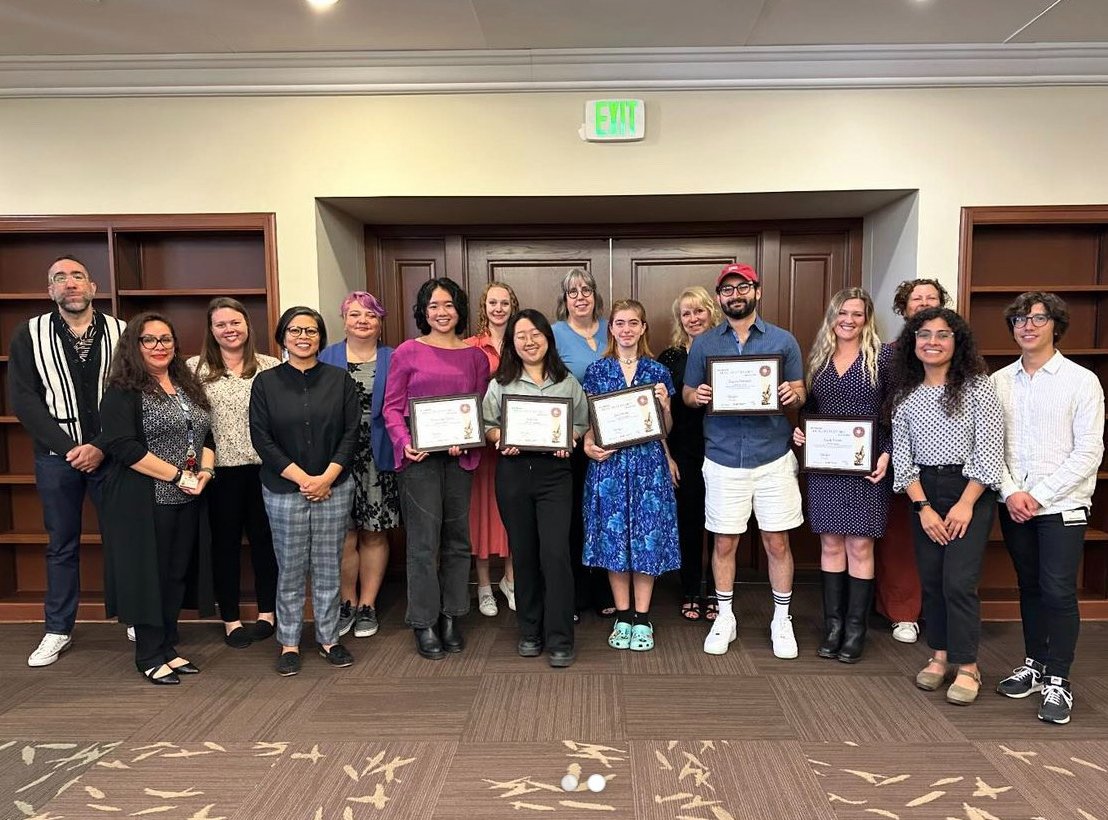 🎉 Congratulations to our graduating KSI Undergraduate Fellow Judy Lee for placing 2nd in the USC Libraries Research Awards! 🥰👏

😊 We are so proud of Judy and excited to see where her fruitful efforts will lead her! ❤️

#uscksi #usckoreanstudiesinstitute #usclibraries