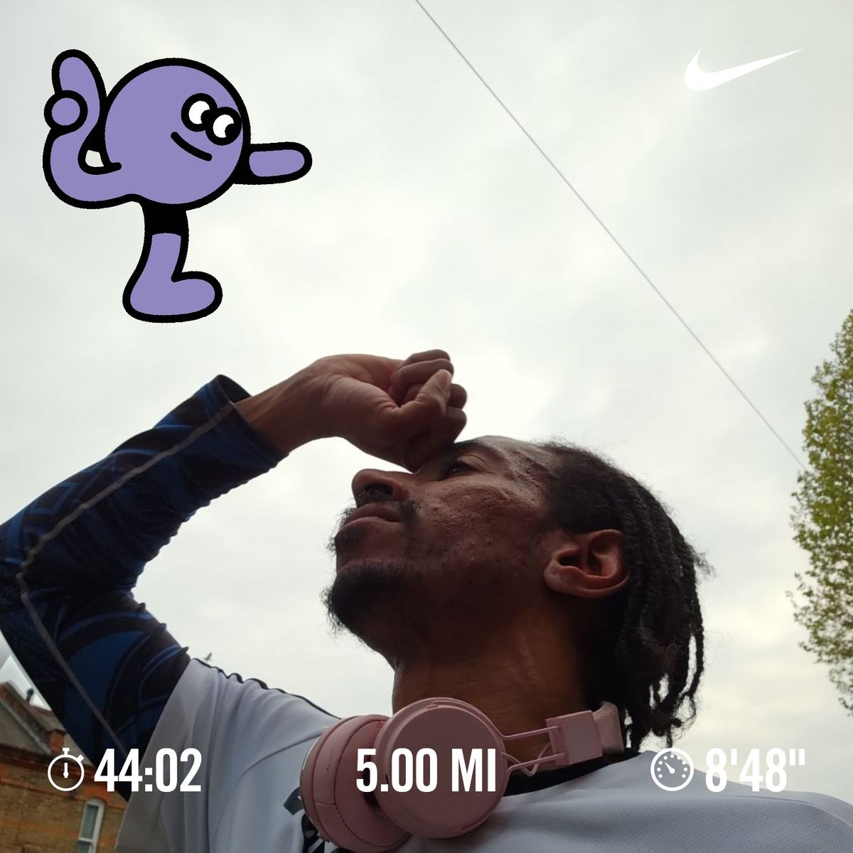 Set out to do 4 miles. Ended up doing 5. 1st mile was pretty rough. But got a second wind at 2 miles. But I need to drink more water. Have a nice evening everyone #kylevstheworld #gottagofast #running #ukrunchat @UKRunChat
