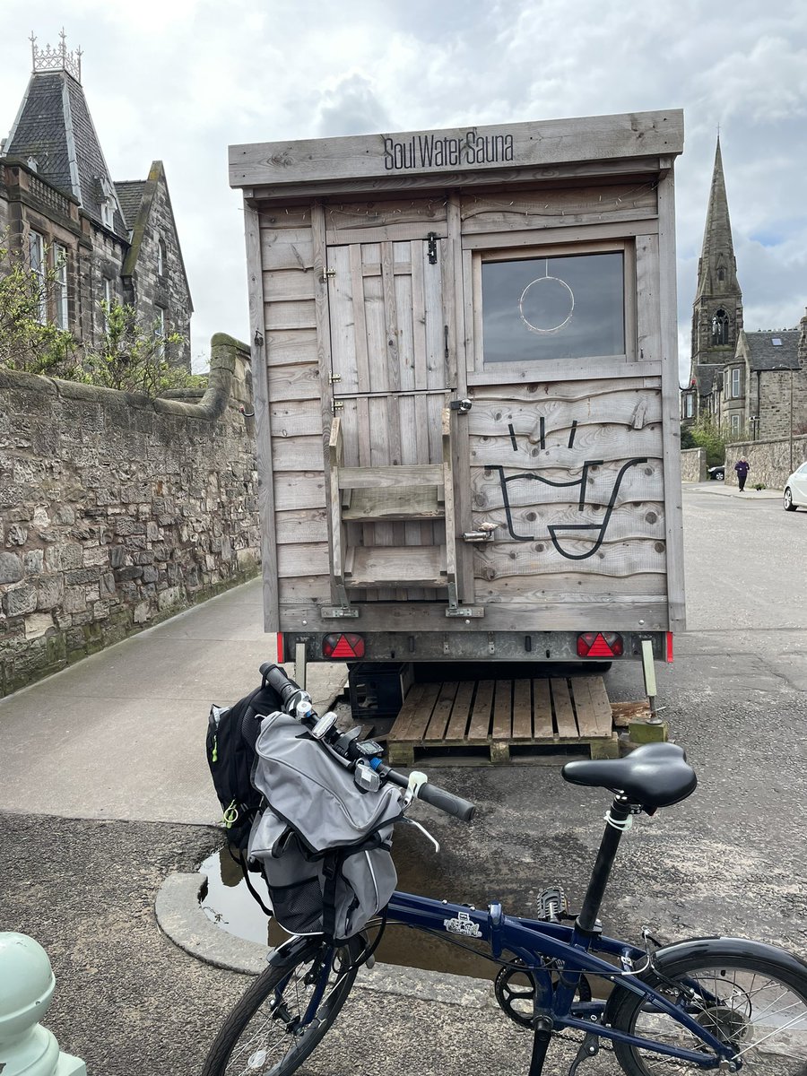 CoxonGeorge's tweet image. Another smashing #portobello North Sea #socialcareswimclub with the ever energy filled @AlyMcKechnie this morning 🏊🏼‍♀️🏊‍♂️. Re our conversation about mobile saunas-found this one on my cycle along to Musselburgh🤩. @juliagapowell @suzysopenheart @3Uknz @vicrayner @Jusacarehomeg1