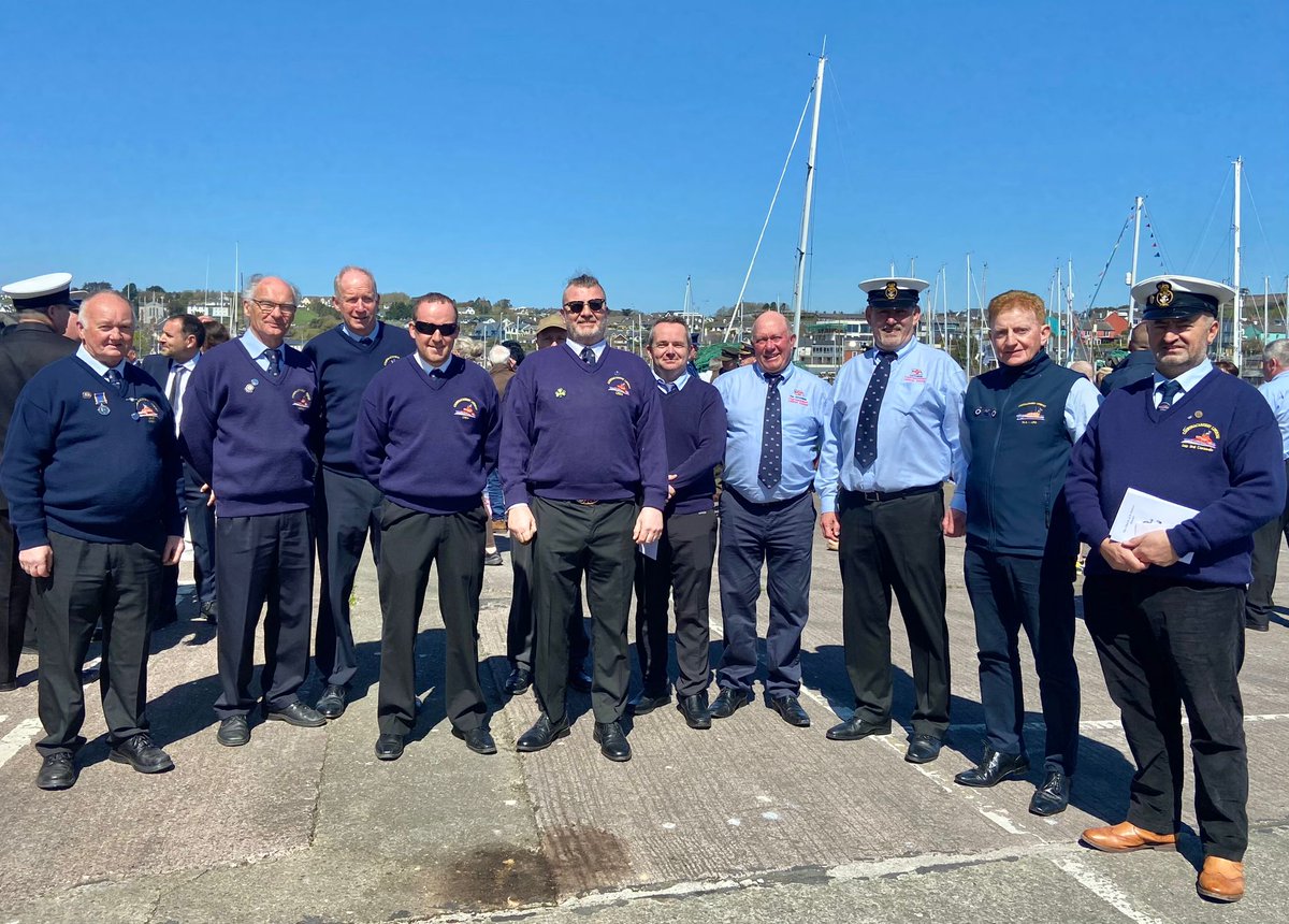 The sun shone gloriously for a very special Sea Sunday in Kinsale today with a pride of place to the RNLI Stations on this its #RNLI200  anniversary. Thank you to all the Sea Sunday Committee, St Multose Church and the many rescue services that took part.