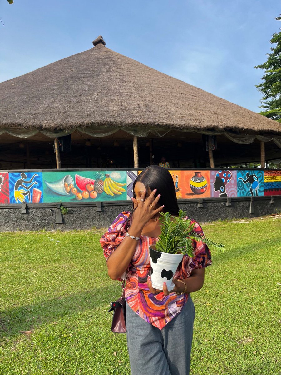finewinecece's tweet photo. Having fun and creating memories❤️
#plantmom https://t.co/3EE5rJ3GUy